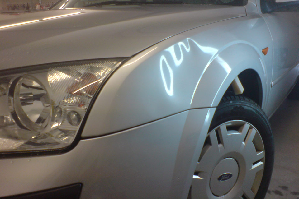 Ford Mondeo Kotflügel